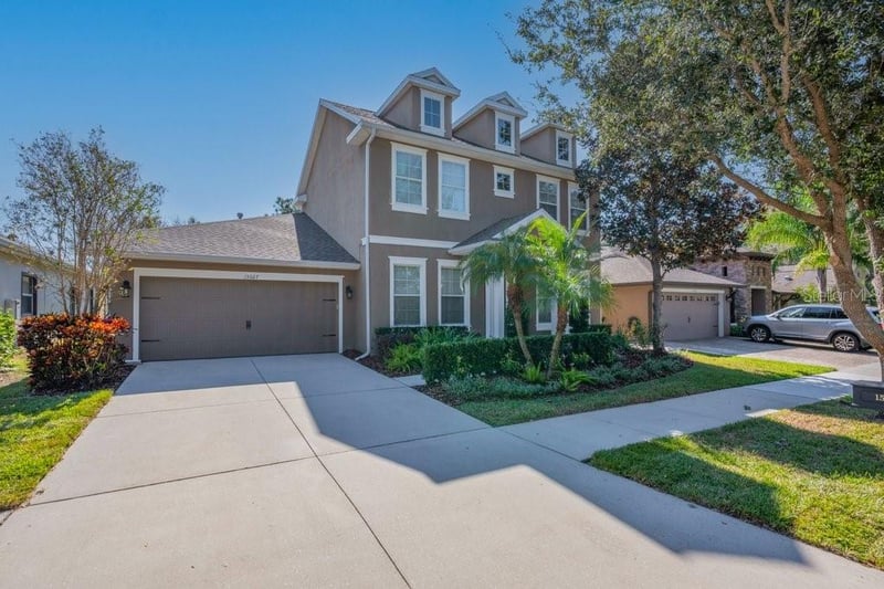 15607 Sunset Run Ln, Lithia, FL 33547