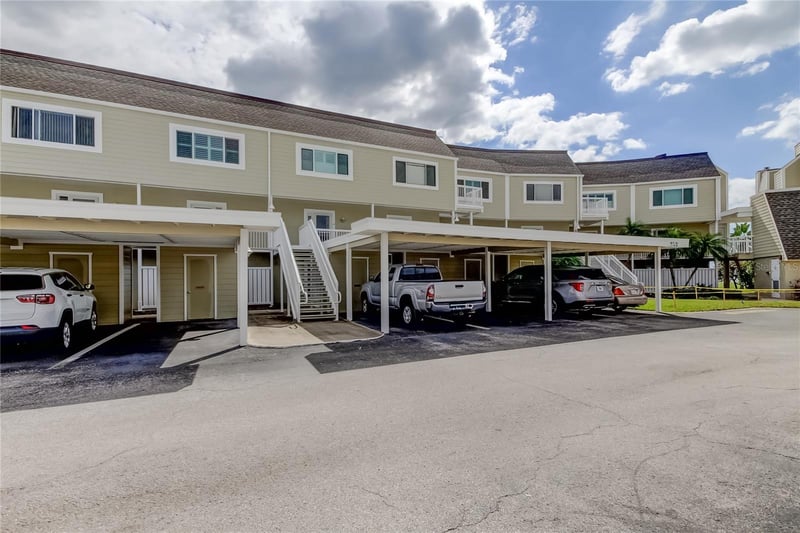 433 Paula Dr #27, Dunedin, FL 34698