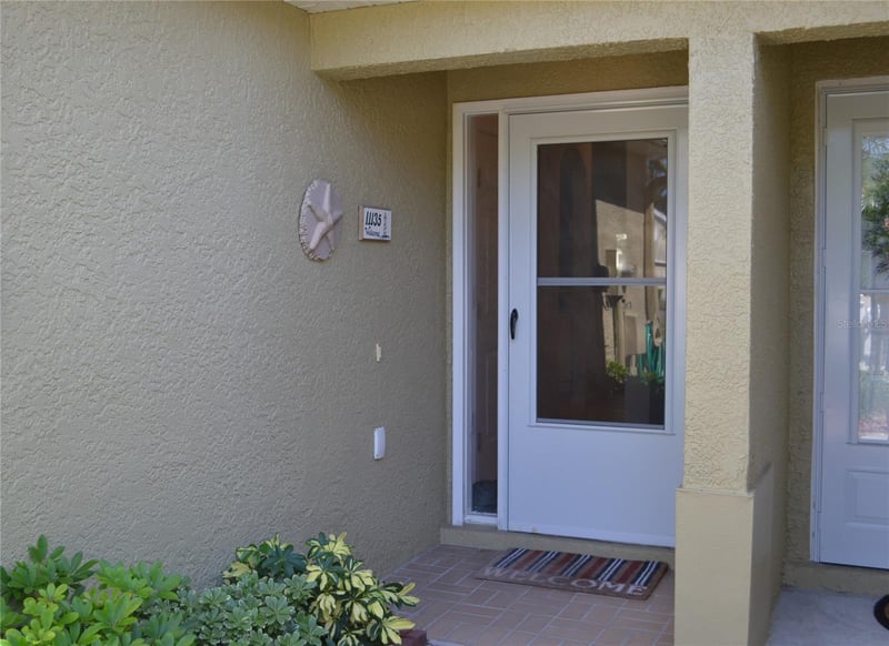 11135 Kapok Grand Cir, Madeira Beach, FL 33708