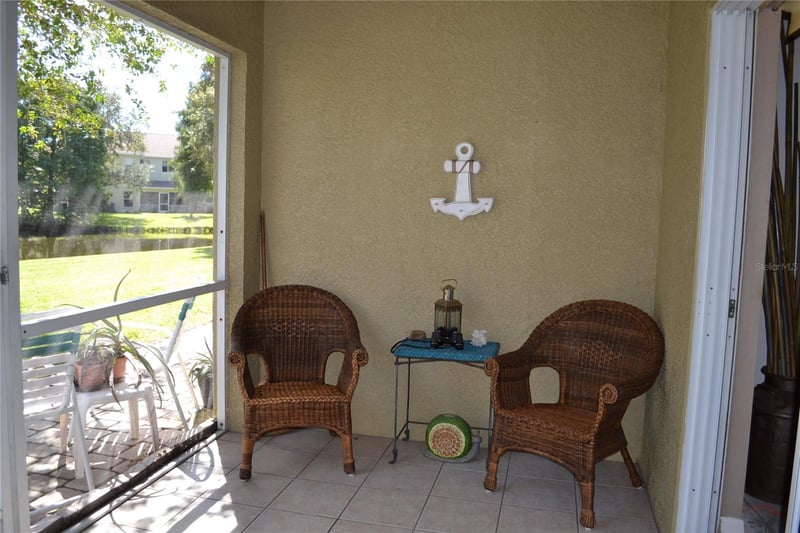 11135 Kapok Grand Cir, Madeira Beach, FL 33708