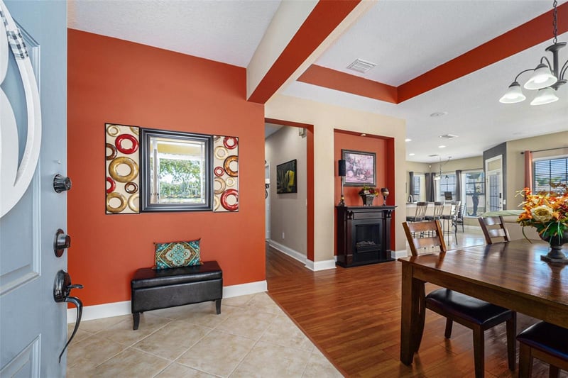 5516 Luminar Pointe Ln, Apollo Beach, FL 33572