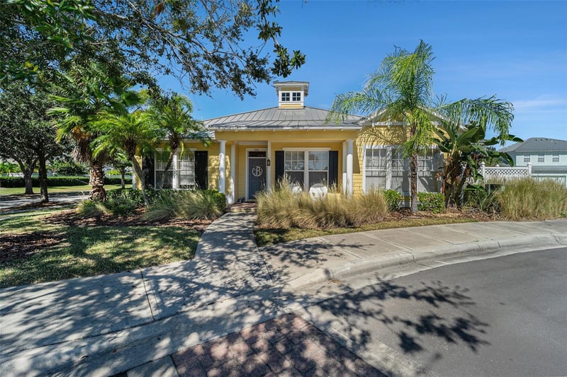 5516 Luminar Pointe Ln, Apollo Beach, FL 33572