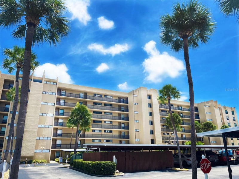 2617 Cove Cay Dr #404, Clearwater, FL 33760