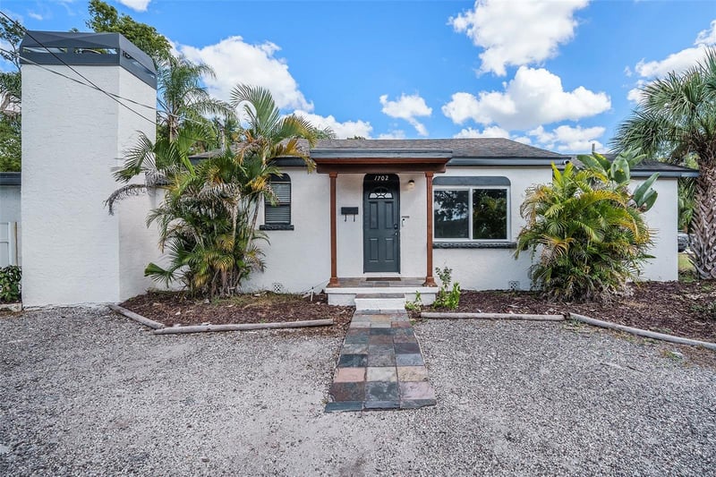 1702 Knollwood St, Tampa, FL 33610