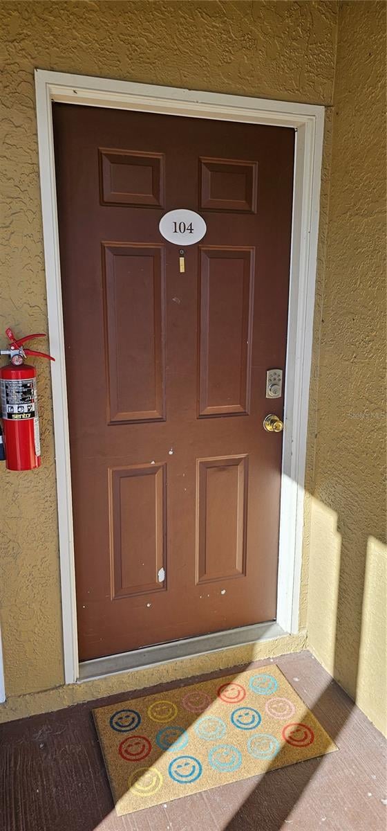 10167 Sailwinds Blvd #104, Largo, FL 33773
