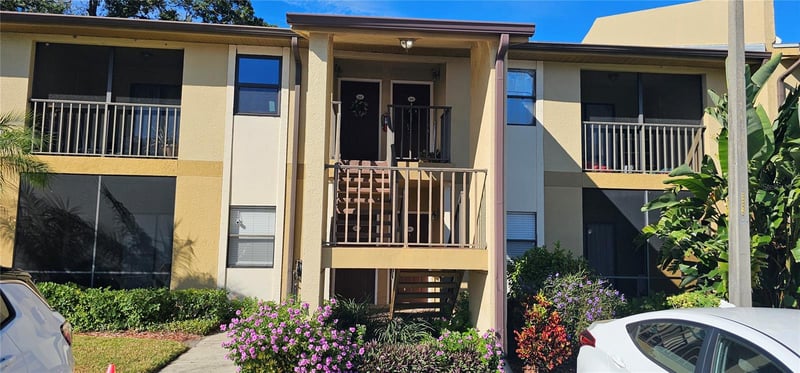 10167 Sailwinds Blvd #104, Largo, FL 33773