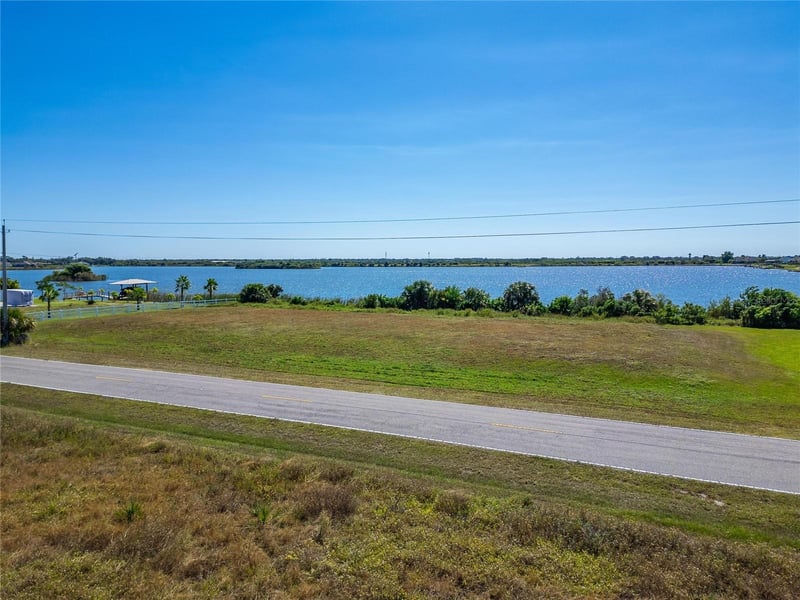 Gulf City Rd, Ruskin, FL 33570