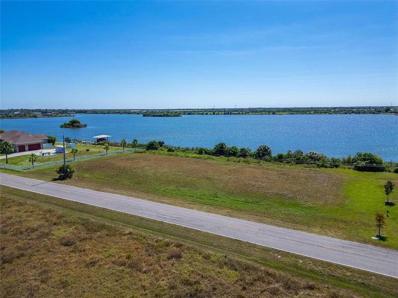 Gulf City Rd, Ruskin, FL 33570