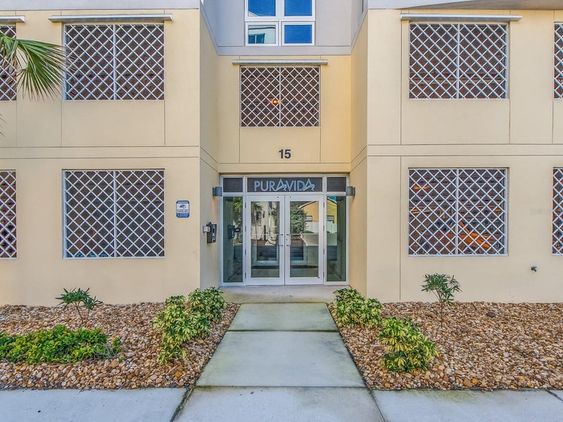 15 Avalon St #402, Clearwater Beach, FL 33767