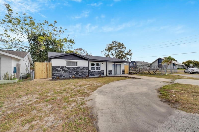 4012 Valencia Dr, New Port Richey, FL 34652