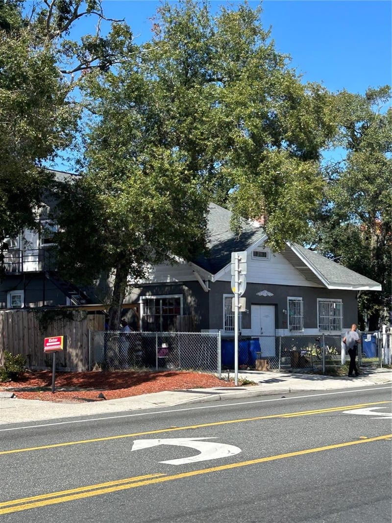 3008 Nebraska Ave, Tampa, FL 33603