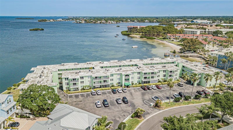 464 Paula Dr #116, Dunedin, FL 34698