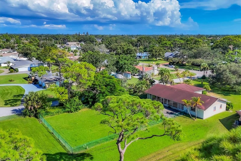 4704 18th Ave, Bradenton, FL 34209