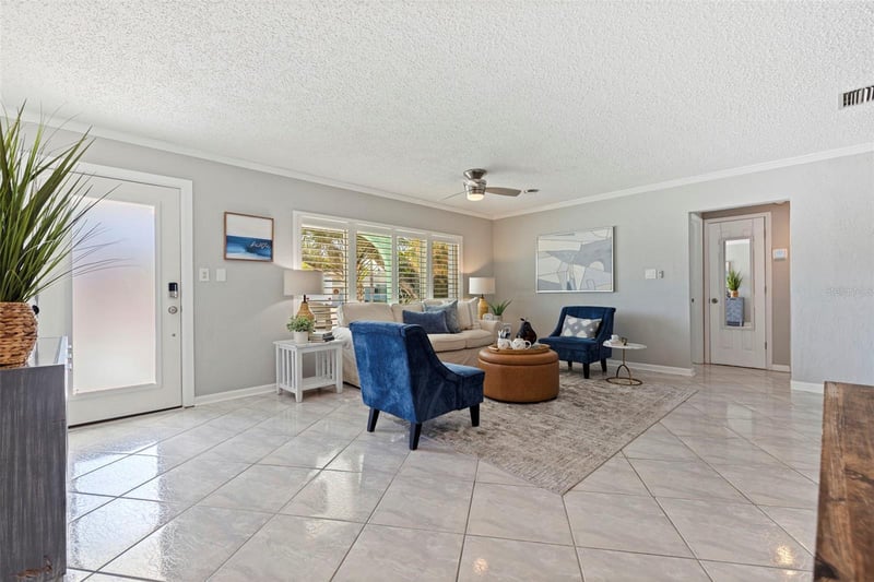 453 85th Ave, St Pete Beach, FL 33706