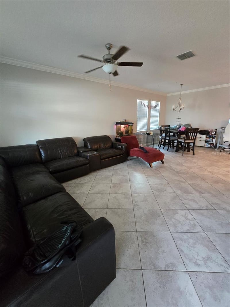 11436 Chilly Water Ct, Riverview, FL 33569