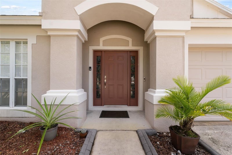 5903 War Admiral Dr, Wesley Chapel, FL 33544