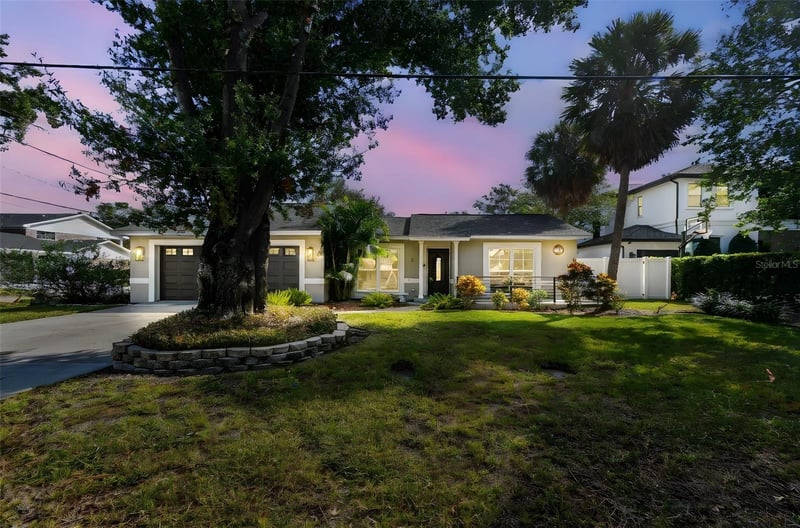 2 Treasure Dr, Tampa, FL 33609