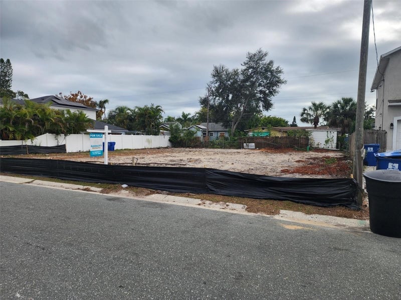 1748 31st Ave, St Petersburg, FL 33713