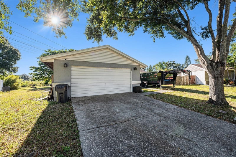 645 Timber Bay Cir, Oldsmar, FL 34677