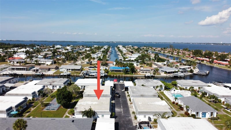 9811 Hernando Ct, Bradenton, FL 34210