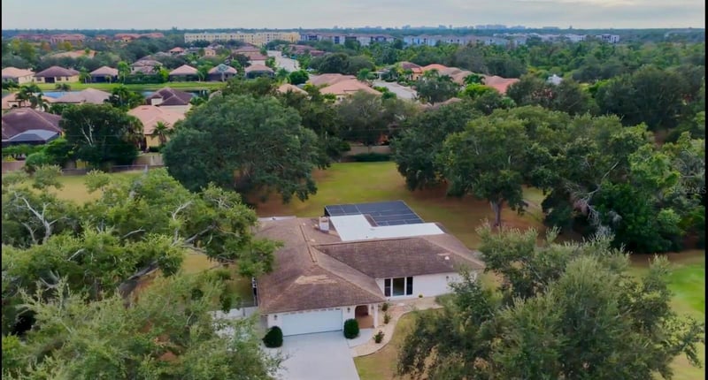 3652 Oak Grove Dr, Sarasota, FL 34243