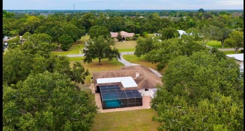 3652 Oak Grove Dr, Sarasota, FL 34243