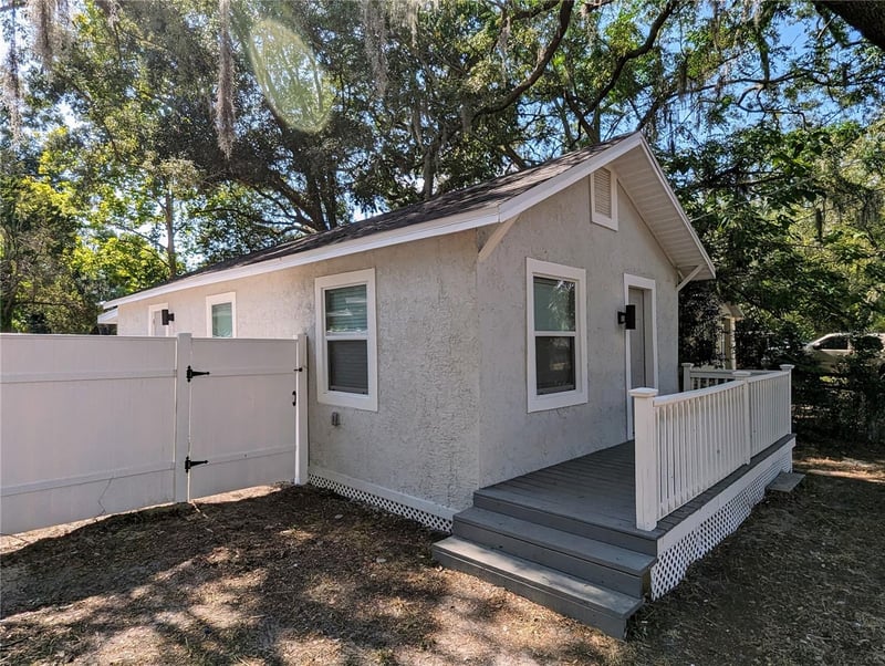 8408 20th St, Tampa, FL 33604