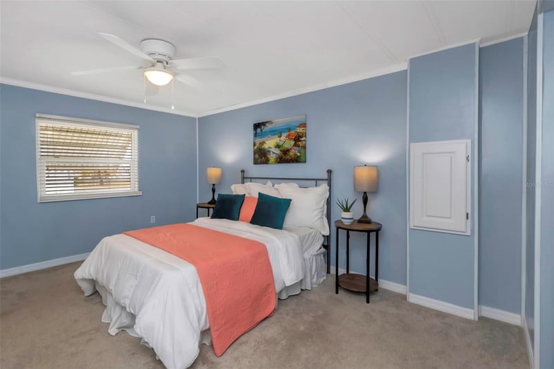 198 Philadelphia Blvd #11, Palm Harbor, FL 34684