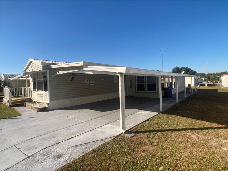 1710 7th St #44, Ruskin, FL 33570