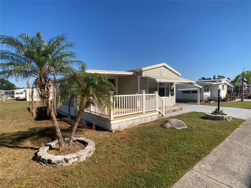 1710 7th St #44, Ruskin, FL 33570