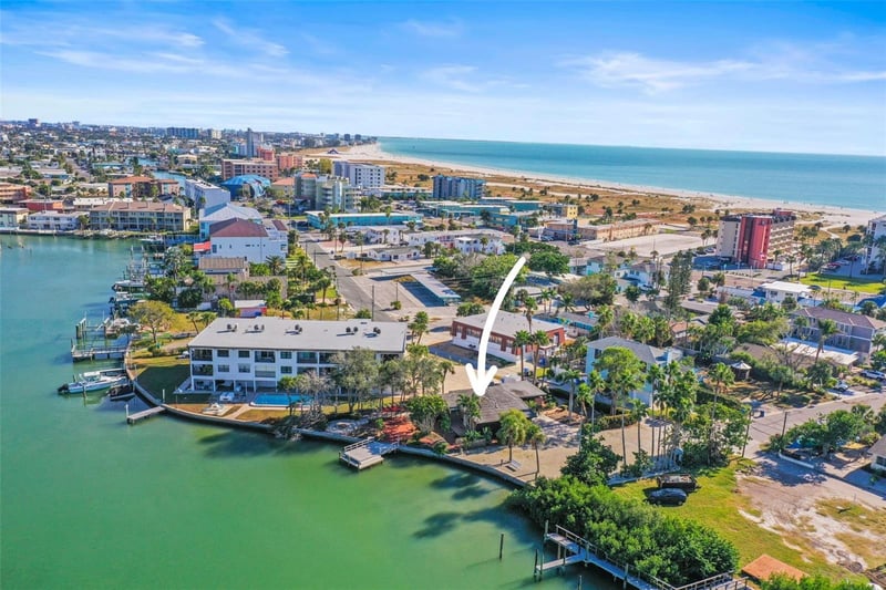 11921 Lagoon Ln, Treasure Island, FL 33706