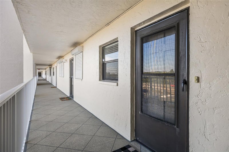 18650 Gulf Blvd #402, Indian Shores, FL 33785