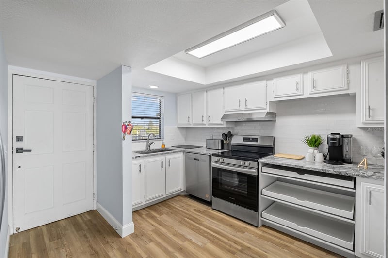 18650 Gulf Blvd #402, Indian Shores, FL 33785