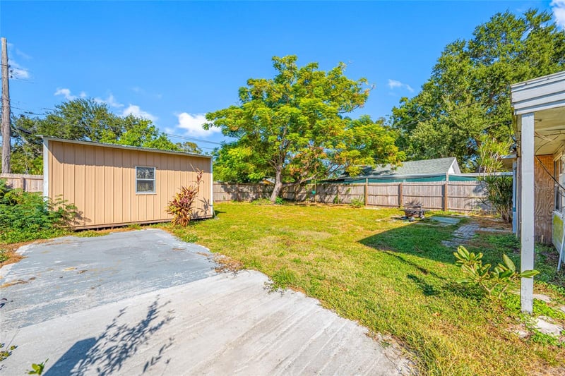 3033 24th Ave, St Petersburg, FL 33713