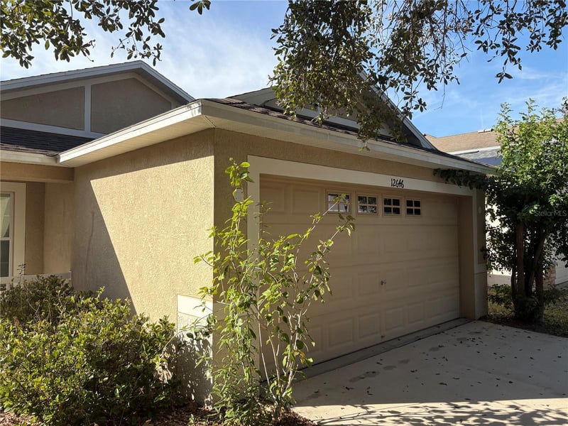 12646 Belcroft Dr, Riverview, FL 33579