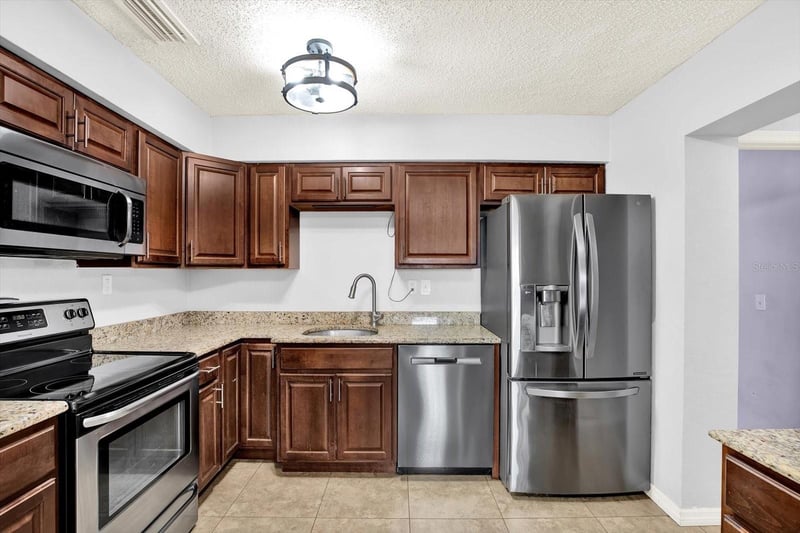 7395 18th St, St Petersburg, FL 33702