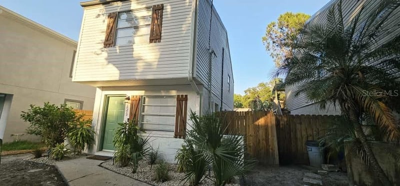 10213 Ojus Dr, Tampa, FL 33617