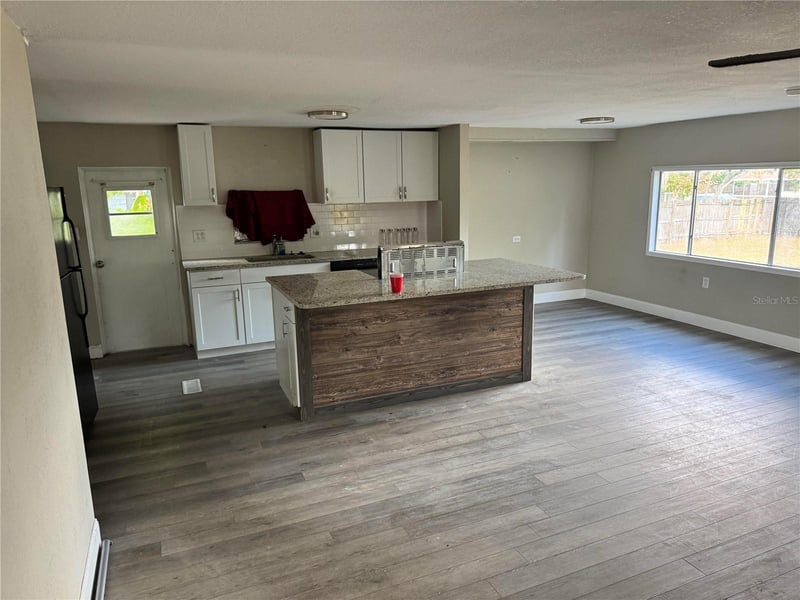 3402 Pearson Rd, Valrico, FL 33596