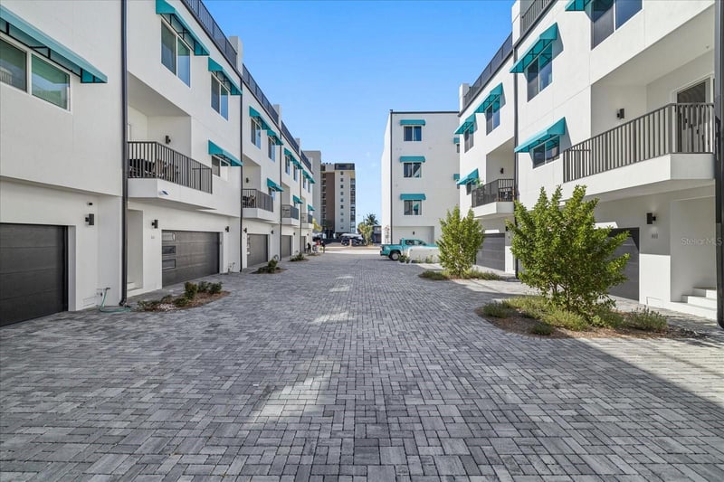 15405 Gulf Blvd #B2, Madeira Beach, FL 33708