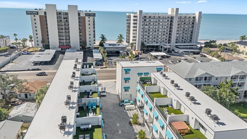 15405 Gulf Blvd #B2, Madeira Beach, FL 33708
