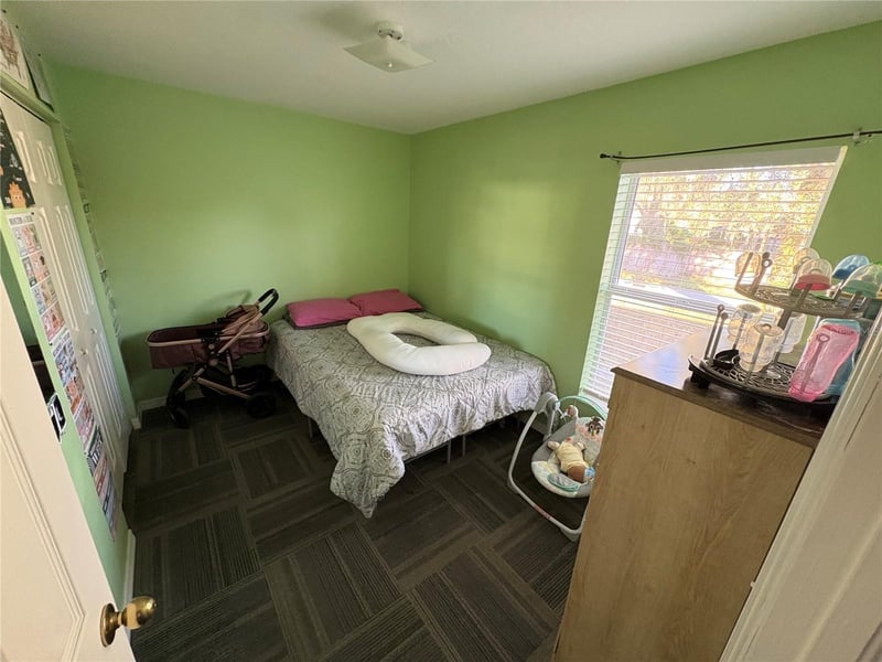 5230 Cherry Ave, Seffner, FL 33584