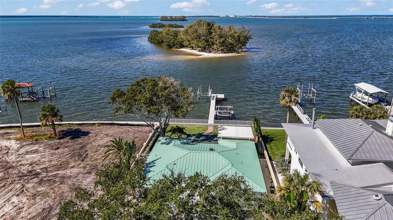 115 Buena Vista Dr, Dunedin, FL 34698