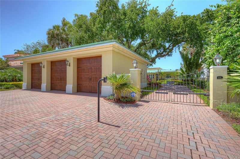 115 Buena Vista Dr, Dunedin, FL 34698