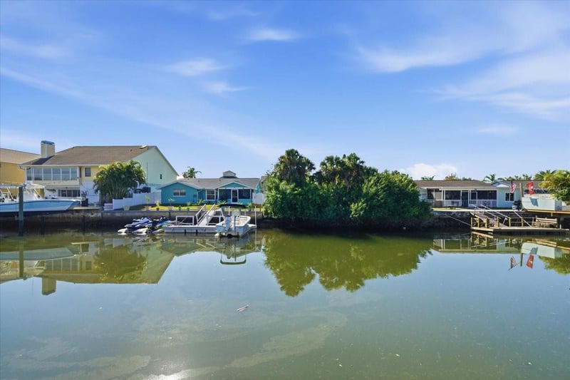 Yachtsman Dr, Hudson, FL 34667