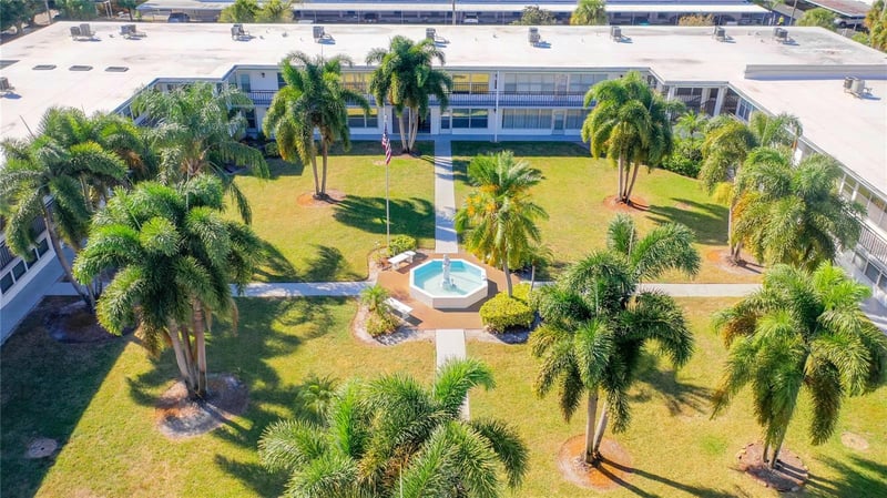 3100 Hartford St #227, St Petersburg, FL 33713