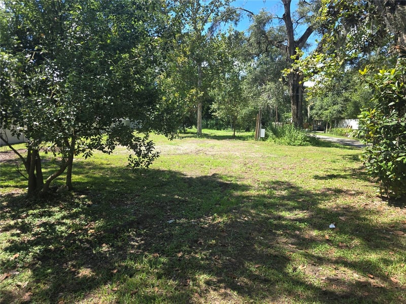1403 Gordon Rd, Plant City, FL 33566