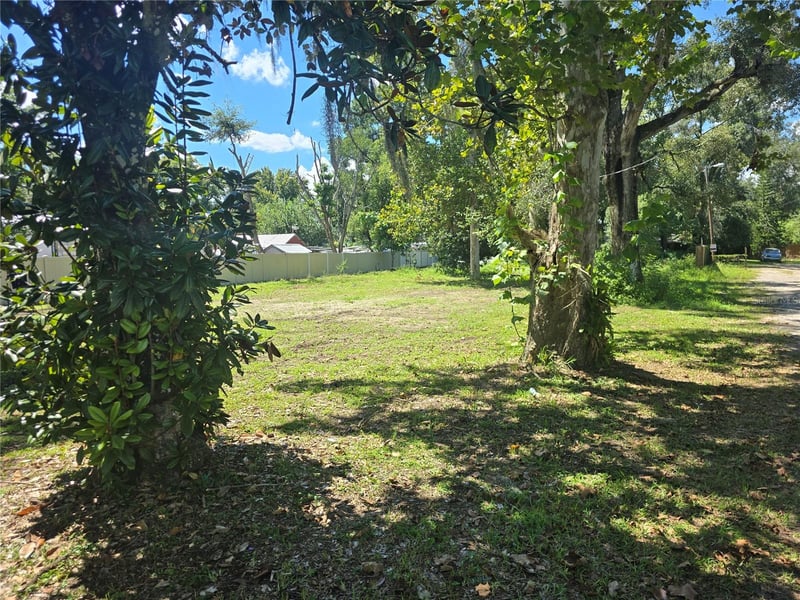 1403 Gordon Rd, Plant City, FL 33566