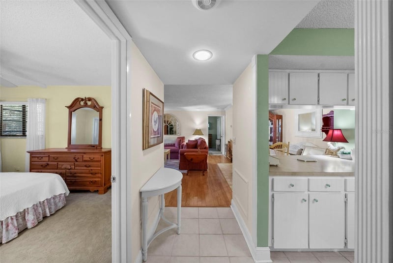 3277 Fox Chase Cir #105, Palm Harbor, FL 34683