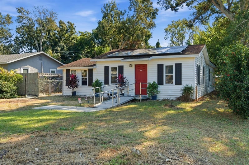 4024 43rd Ave, St Petersburg, FL 33714