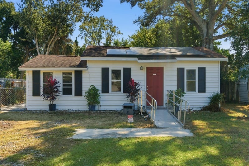 4024 43rd Ave, St Petersburg, FL 33714